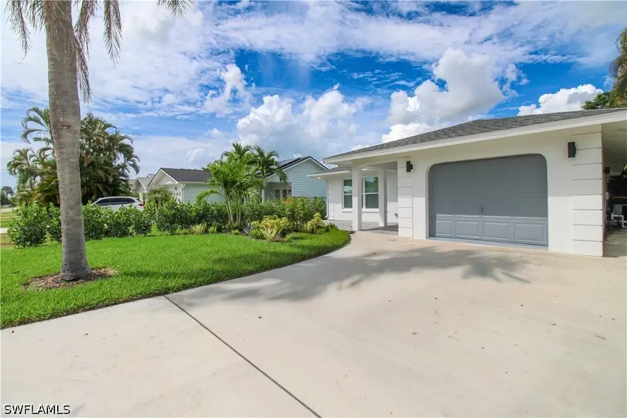 787 98th Avenue N, Naples, FL 34108 - #3