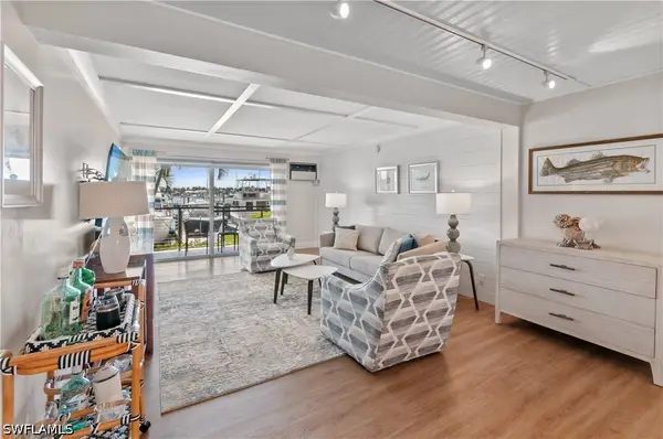 900 Broad Avenue S #133/134, Naples, FL 34102