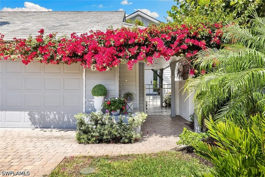 643 Bridgeway Lane, Naples, FL 34108 - #1