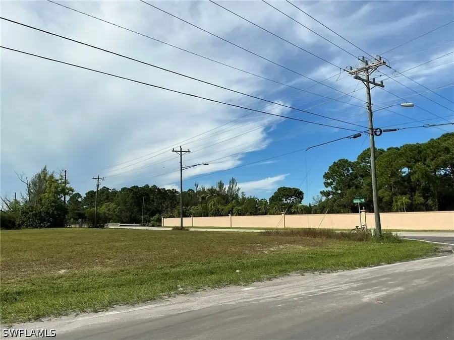 800 Vogiantzis Parkway, Cape Coral, FL 33909 - #3