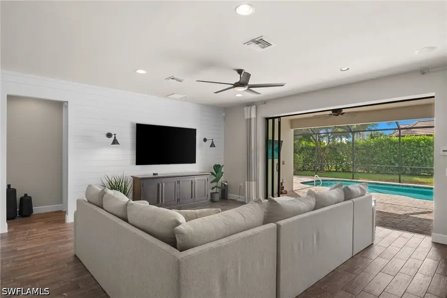 16344 Camden Lakes Circle, Naples, FL 34110 - #2