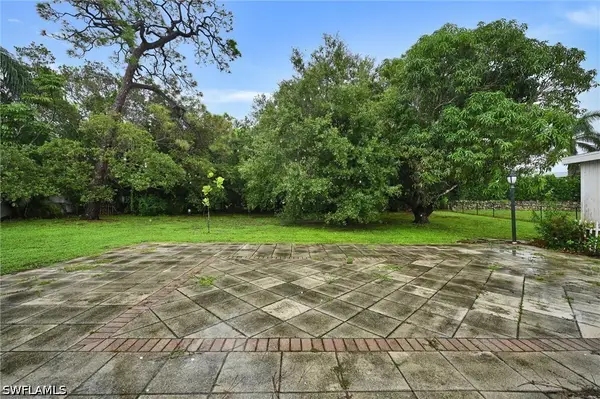 626 Rudder Road, Naples, FL 34102