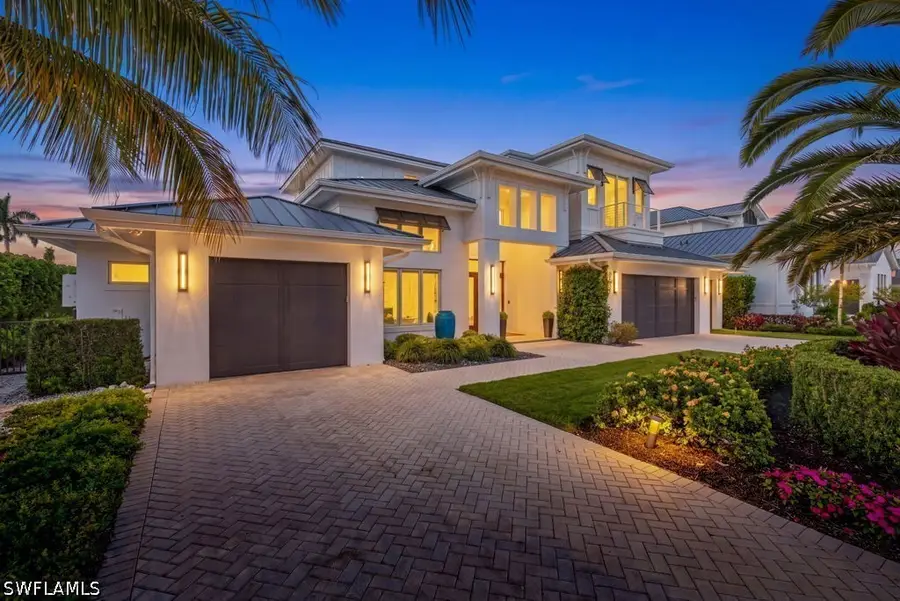 405 7th Avenue N, Naples, FL 34102 - #2