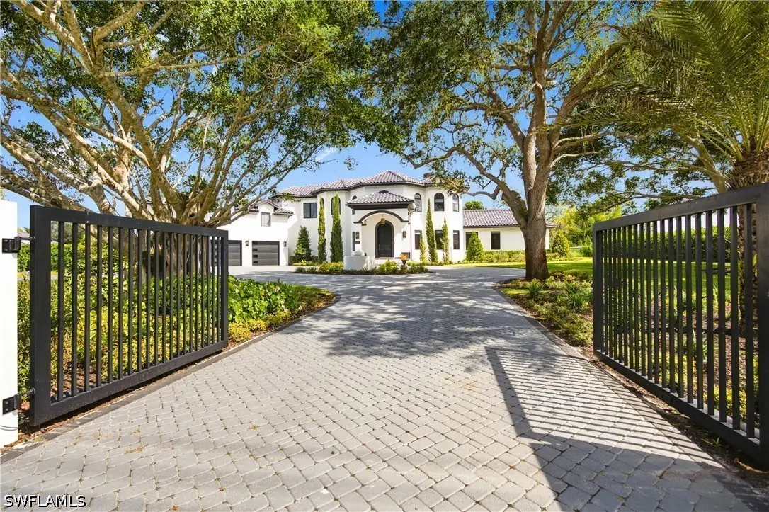 540 Ridge Drive, Naples, FL 34109 - #1