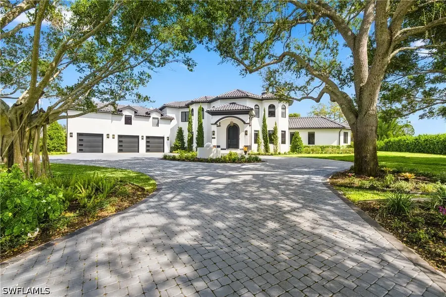 540 Ridge Drive, Naples, FL 34109 - #2