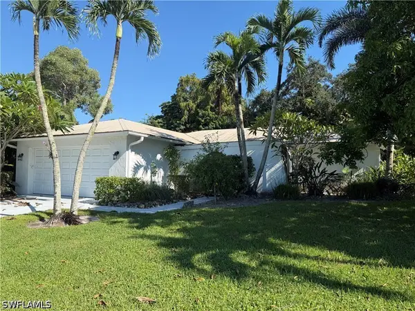4497 Beechwood Lake Drive, Naples, FL 34112
