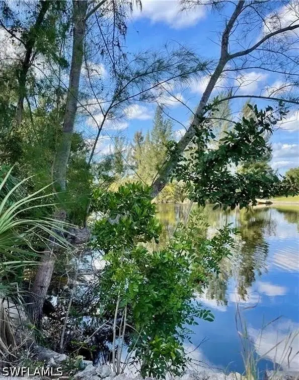3628 NE 15th Avenue, Cape Coral, FL 33909