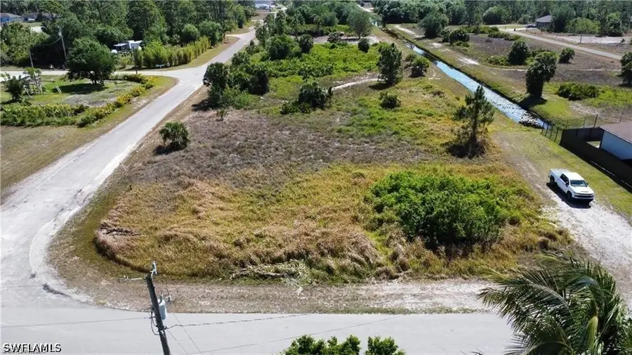 927 Marilyn Avenue S, Lehigh Acres, FL 33974 - #3