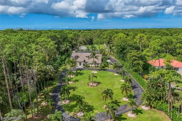 2061 Santa Barbara Boulevard, Naples, FL 34116