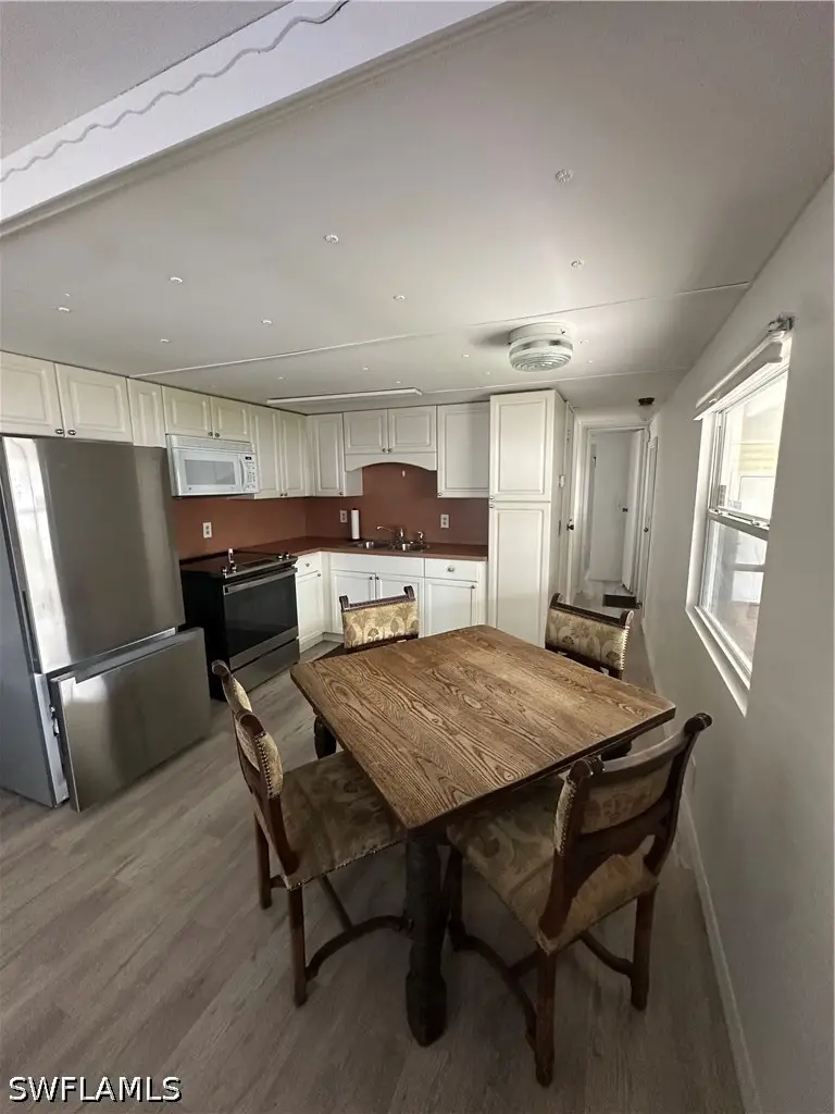 104 Moorhead Manor, Naples, FL 34112 - #3