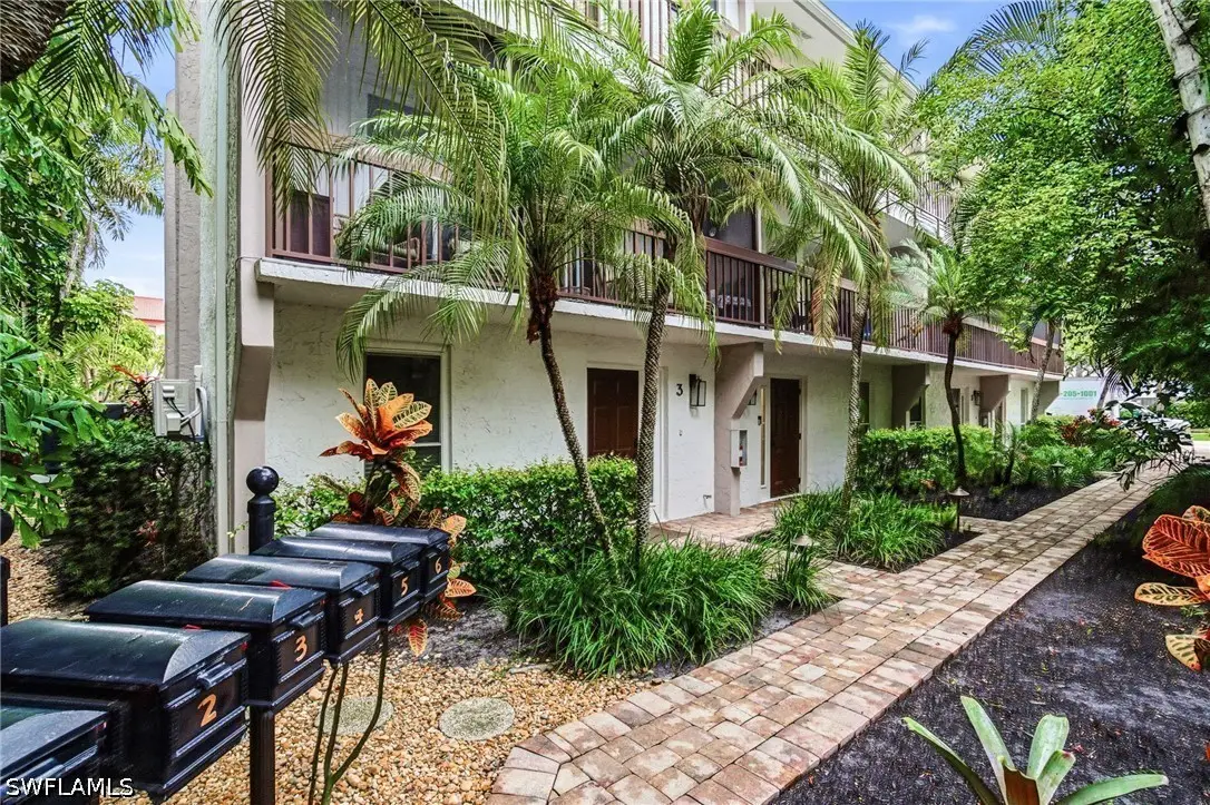 995 9th Avenue S #4, Naples, FL 34102 - #1