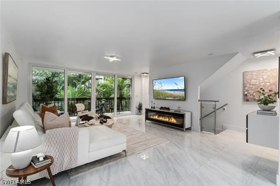 995 9th Avenue S #4, Naples, FL 34102 - #2