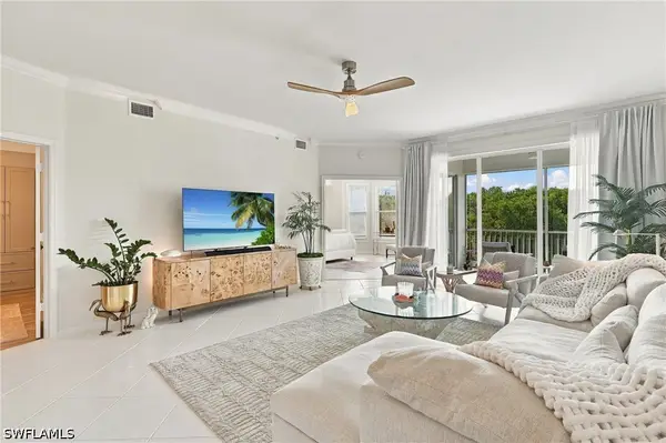 4650 Yacht Harbor Drive #124, Naples, FL 34112