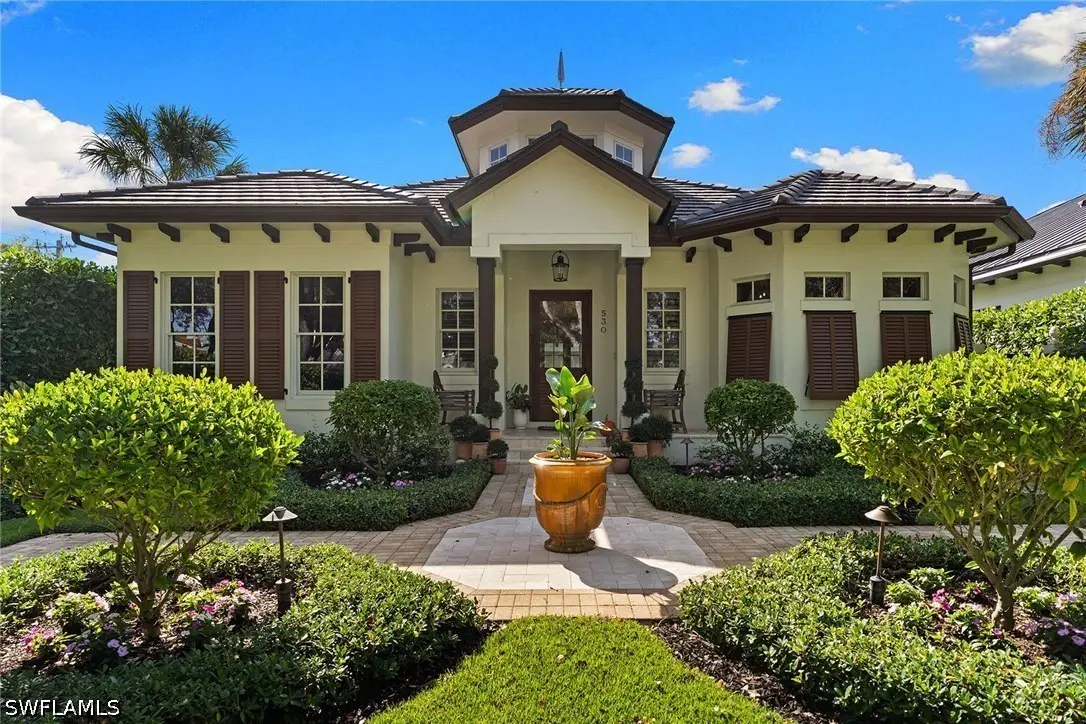 530 1st Ave N, Naples, FL 34102 - #1