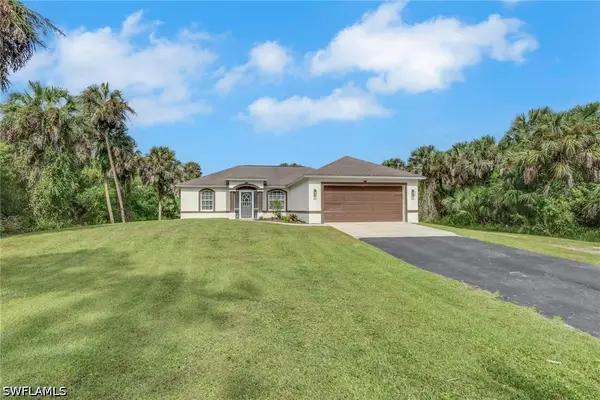 4869 22nd Avenue Se, Naples, FL 34117