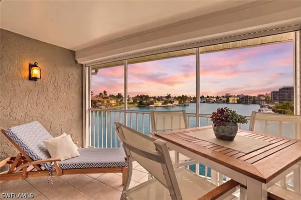 10682 Gulf Shore Drive #305, Naples, FL 34108