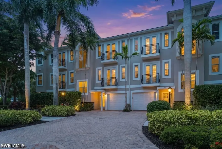 572 11th Avenue S #2, Naples, FL 34102 - #2