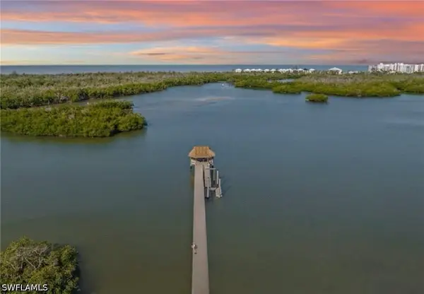 285 Naples Cove Drive #1406, Naples, FL 34110