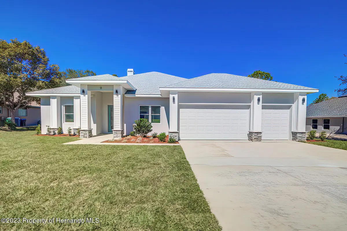 8 Hibiscus Court, Homosassa, FL 34446 - Image #1