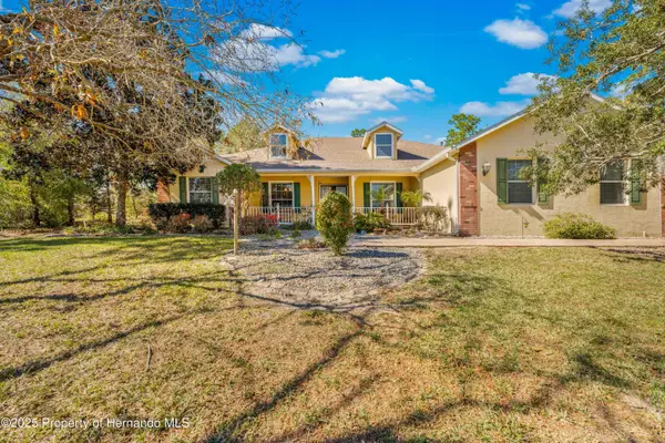 5685 W Pine Ridge Boulevard, Beverly Hills, FL 34465