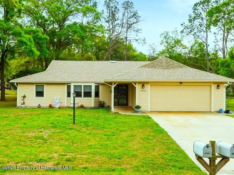24104 Peppermill Drive, Brooksville, FL 34601 - Image #1