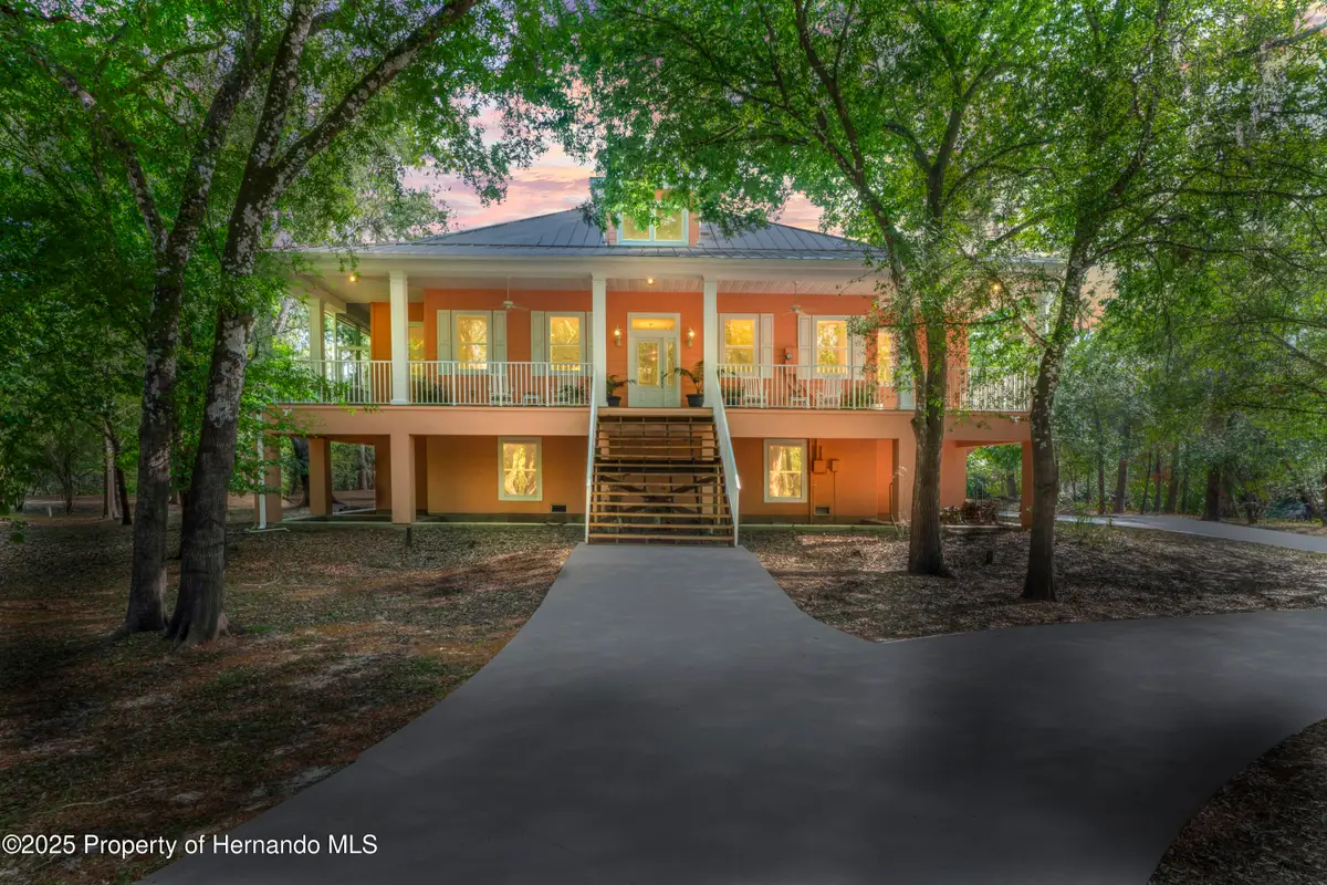 3431 Riderwood Drive, Dade City, FL 33523 - Image #1