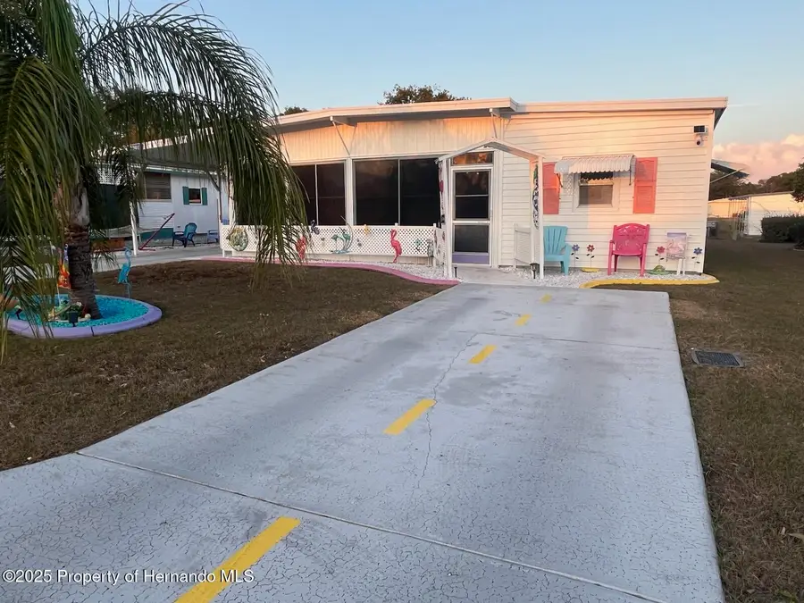 7366 First Loop Avenue, Brooksville, FL 34613 - Image #3