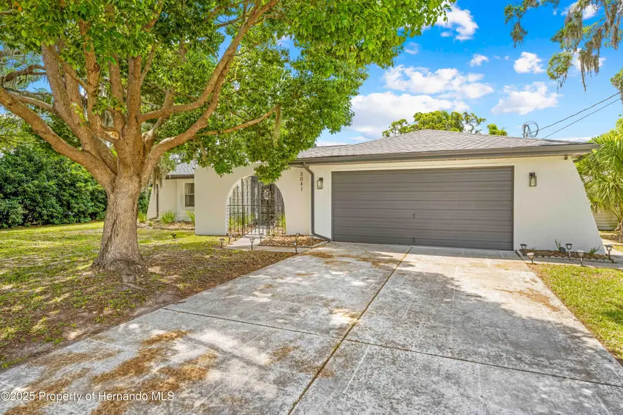 3041 Waterfall Drive, Spring Hill, FL 34608 - Image #2