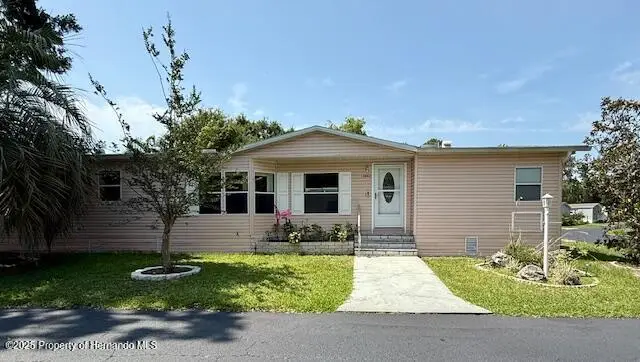 18062 Carrolwood Drive, Brooksville, FL 34604 - Image #1