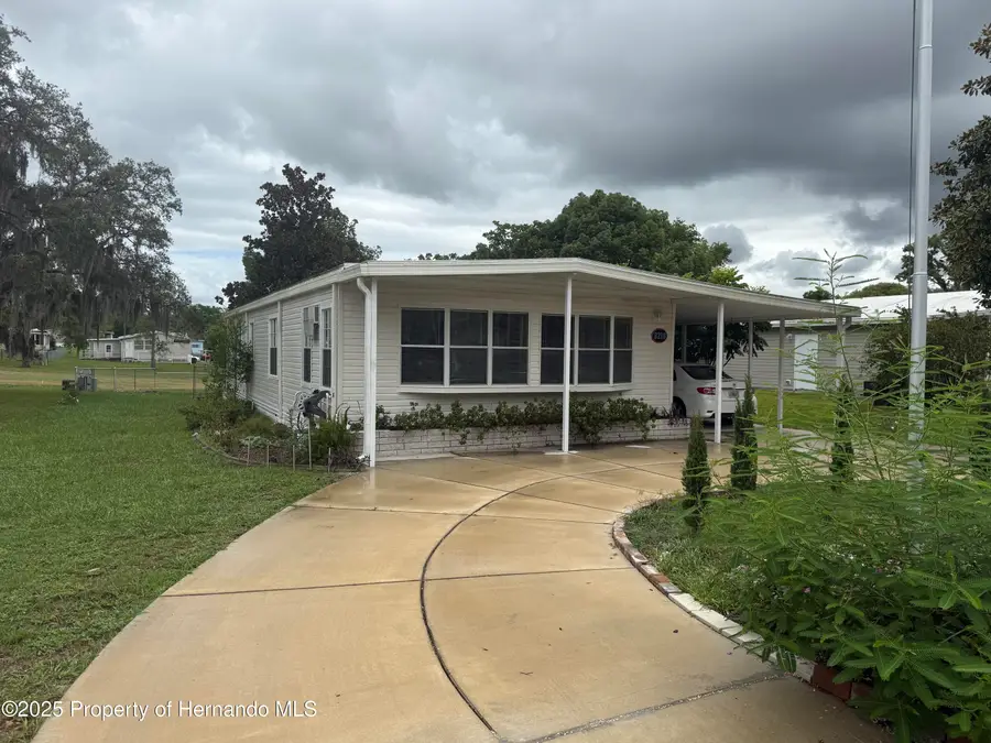 8216 Stockholm Street, Brooksville, FL 34613 - Image #2