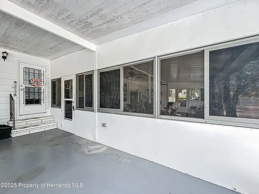 15786 Brookridge Boulevard, Brooksville, FL 34613 - Image #3