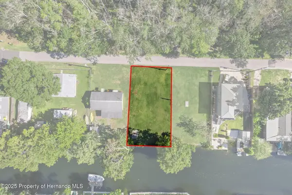 5492 Ramada Street, Weeki Wachee, FL 34607