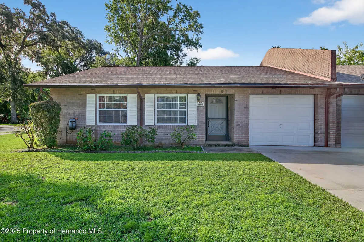 901 Kingsport Court, Holly Hill, FL 32117 - Image #1
