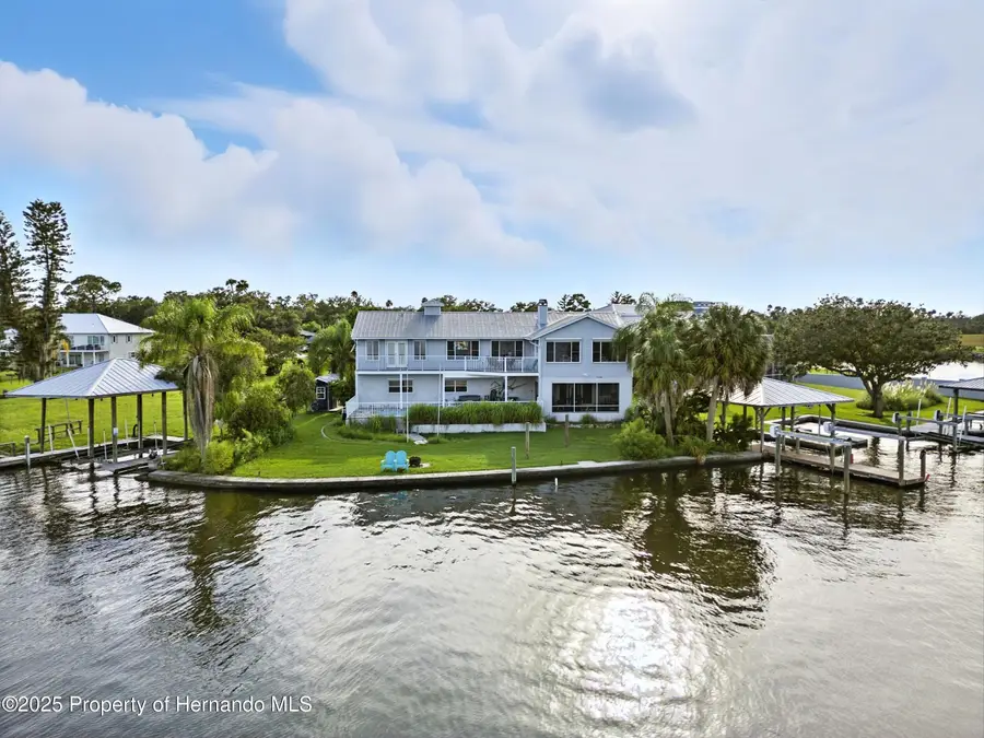 2435 N Watersedge Drive, Crystal River, FL 34429 - Image #2