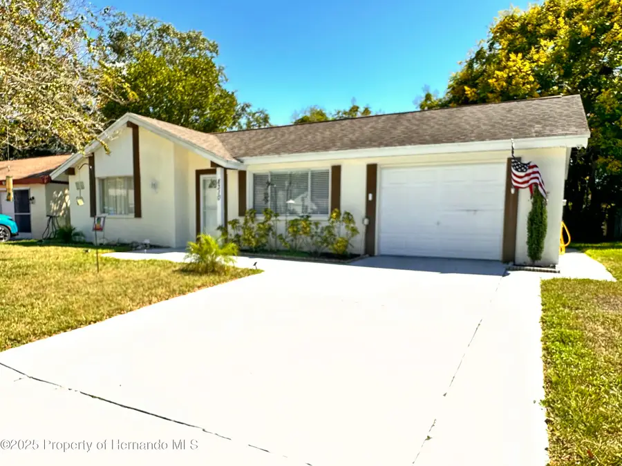 8310 Cavalry Drive, Hudson, FL 34667 - Image #2