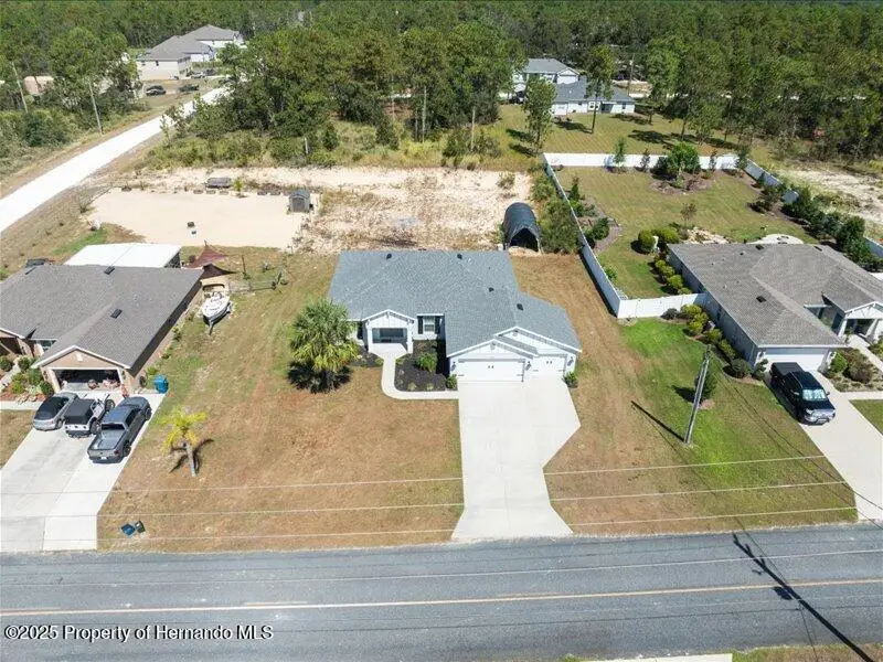13035 Thrasher Avenue, Weeki Wachee, FL 34614 - Image #2