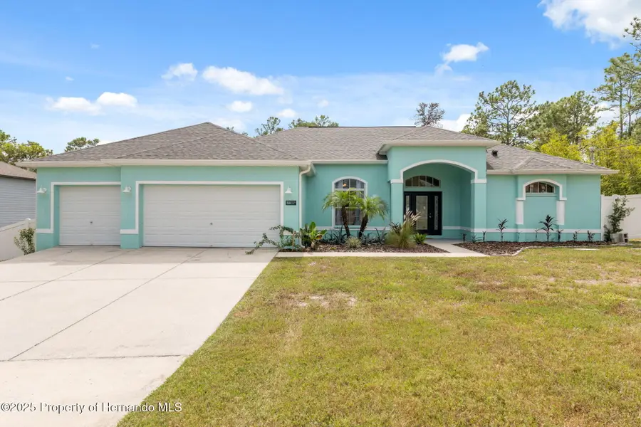 11344 Gallinule Ave Avenue, Weeki Wachee, FL 34613 - Image #2