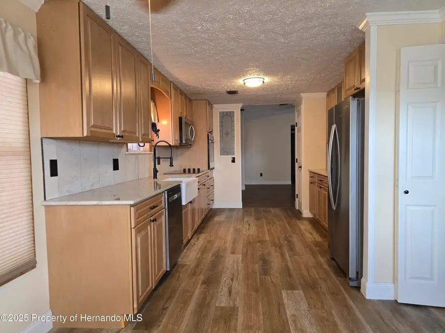 9289 Scepter Avenue, Brooksville, FL 34613 - Image #2