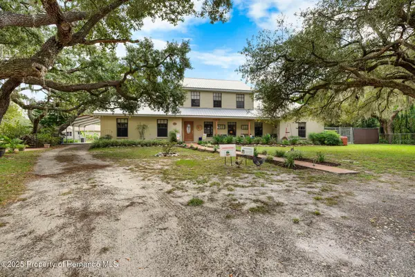 9514 Eden Avenue, Hudson, FL 34667