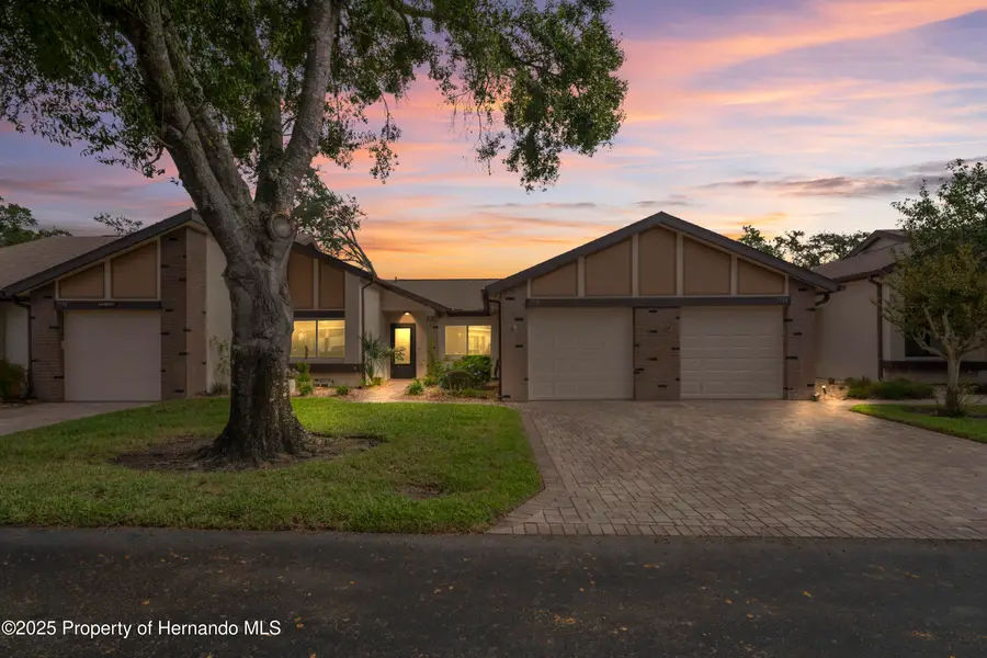 7536 Heather Walk Drive, Weeki Wachee, FL 34613 - Image #3