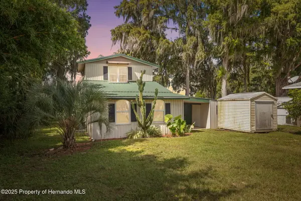 7965 W Riverbend Road, Crystal River, FL 34428