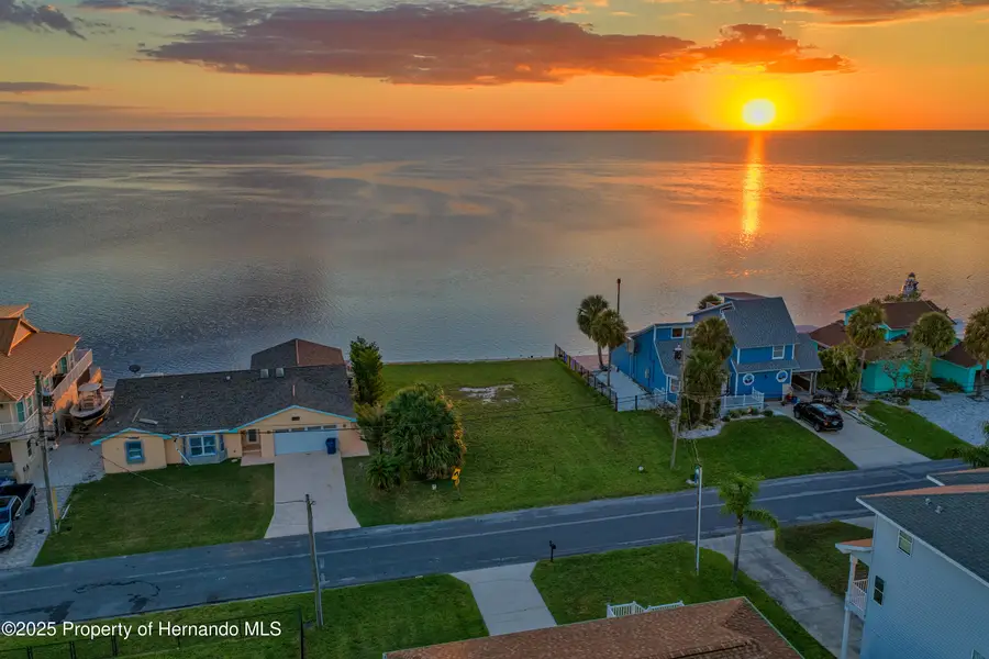 3208 Gulf Winds Circle, Hernando Beach, FL 34607 - Image #2