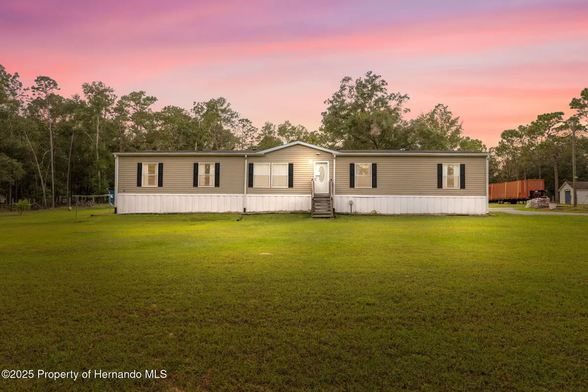 16481 Oakview Drive, Brooksville, FL 34601 - Image #1