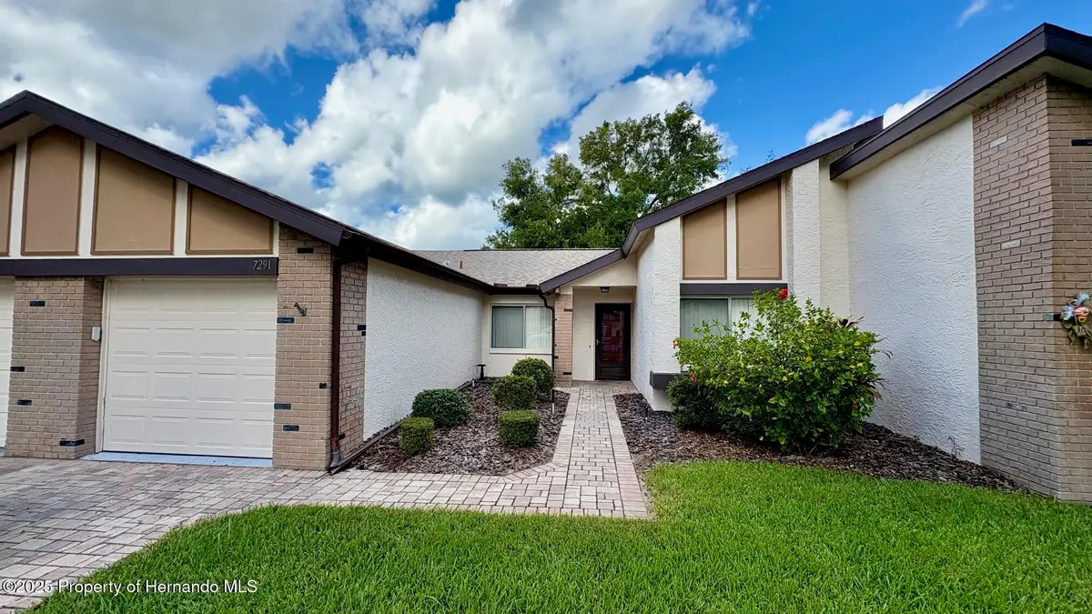7291 Loch Ness Court, Weeki Wachee, FL 34613 - Image #1
