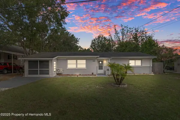 6421 Finance Avenue, Weeki Wachee, FL 34607