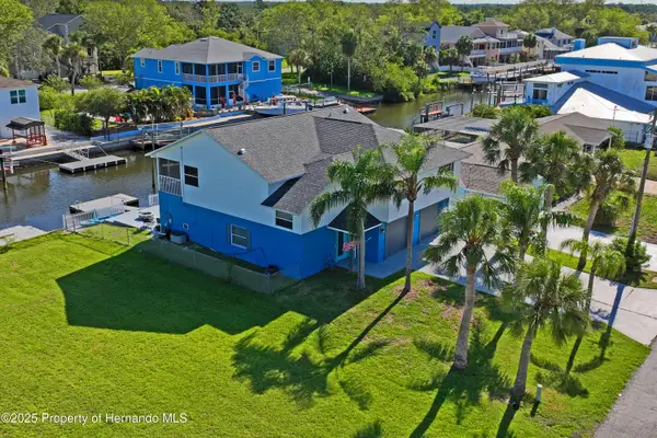 7505 Hatteras Drive, Hudson, FL 34667