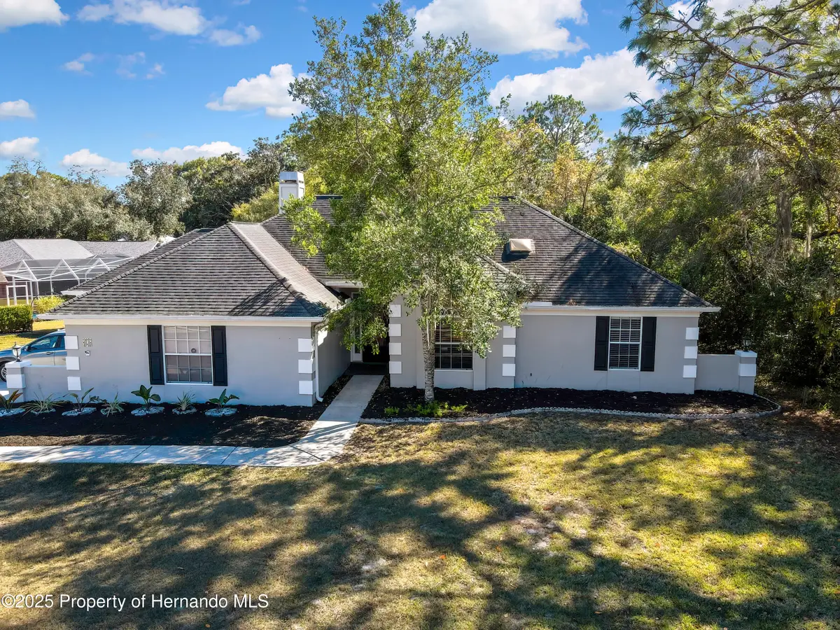 83 Greentree Street, Homosassa, FL 34446 - Image #1