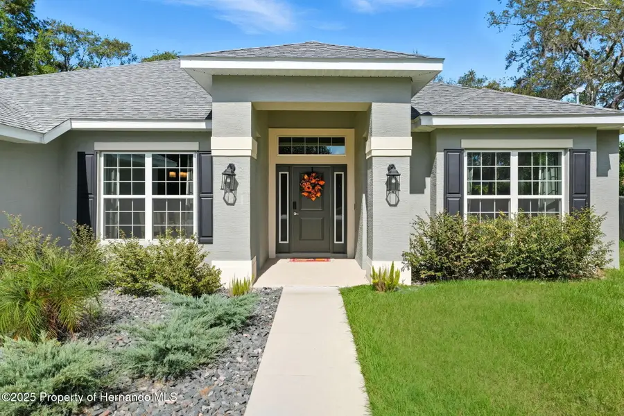 463 Trafalgar Lane, Spring Hill, FL 34606 - Image #3