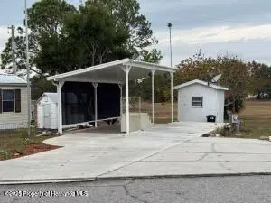 9325 Grizzly Bear Lane, Weeki Wachee, FL 34613