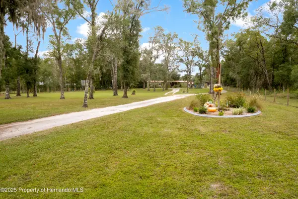 25438 Ash Street, Brooksville, FL 34601